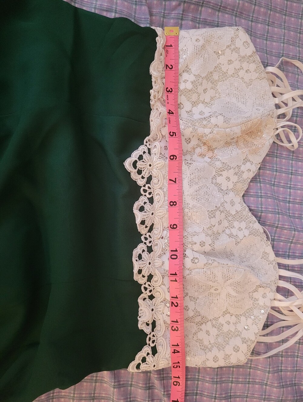 Vintage Green Chiffon Dress with Ivory Lace Bodice Size Small - Picture 11 of 12